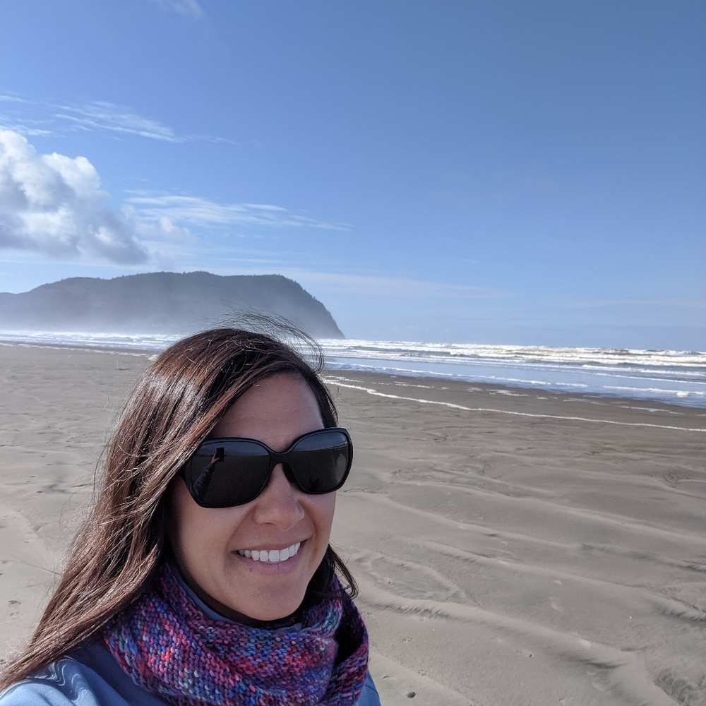 Meet your Posher, Cece